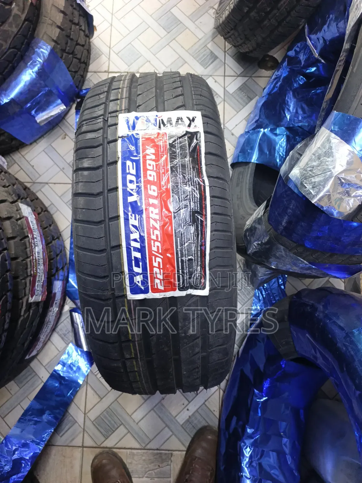 225/55/16 Vinmax