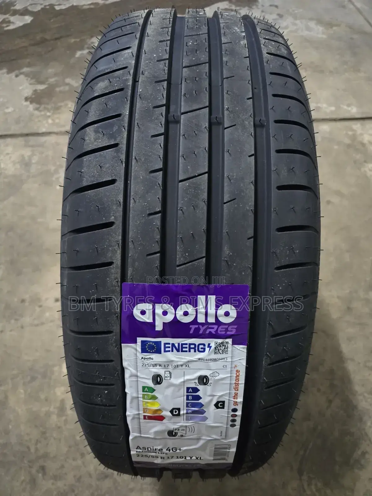 225 /55 R17 Apollo Tyres (India)