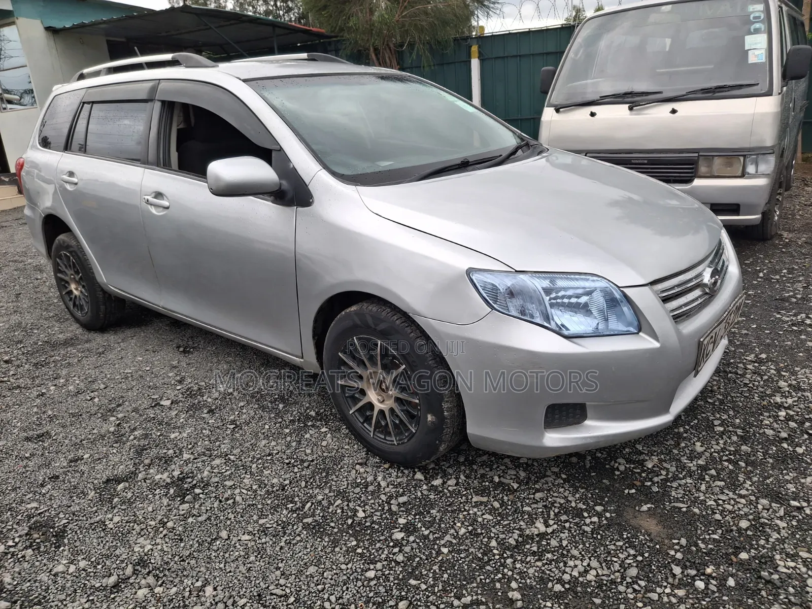 Toyota Corolla Fielder 2011 Silver
