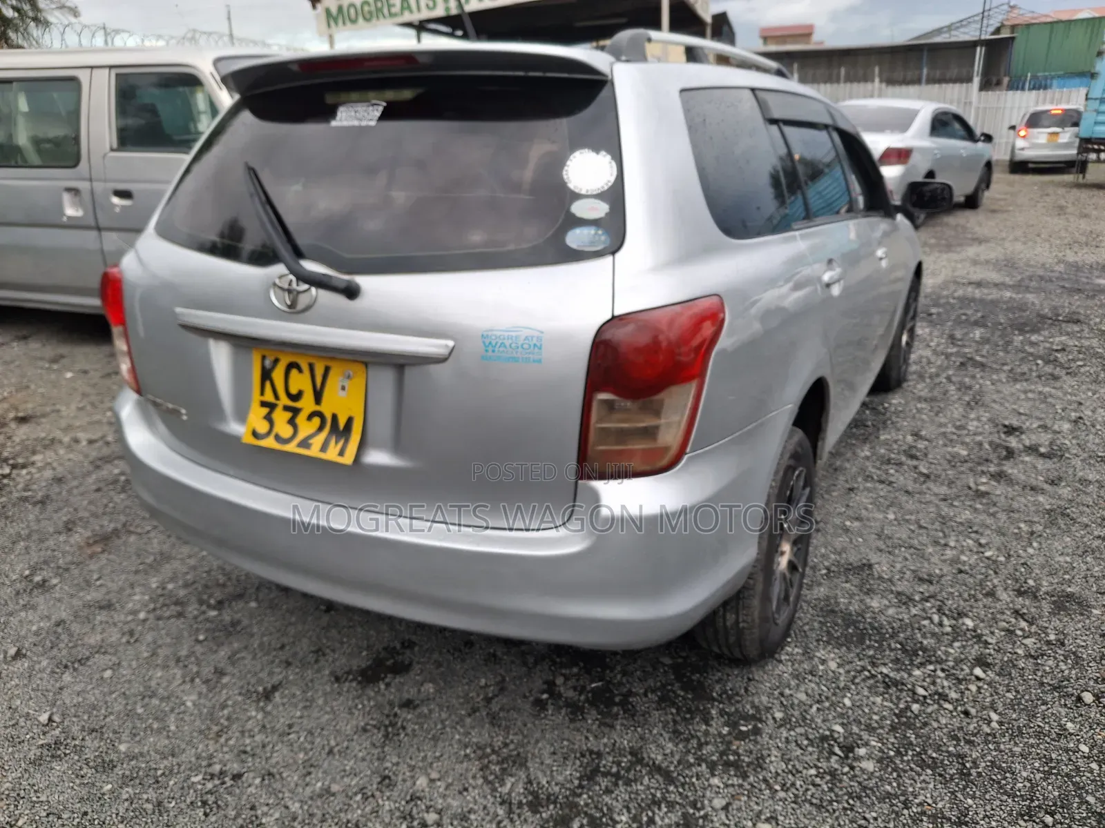 Toyota Corolla Fielder 2011 Silver