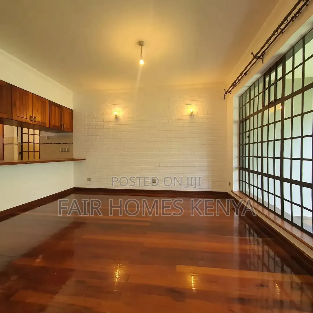 4bdrm Townhouse / Terrace in Peponi Road, Spring Valley for rent