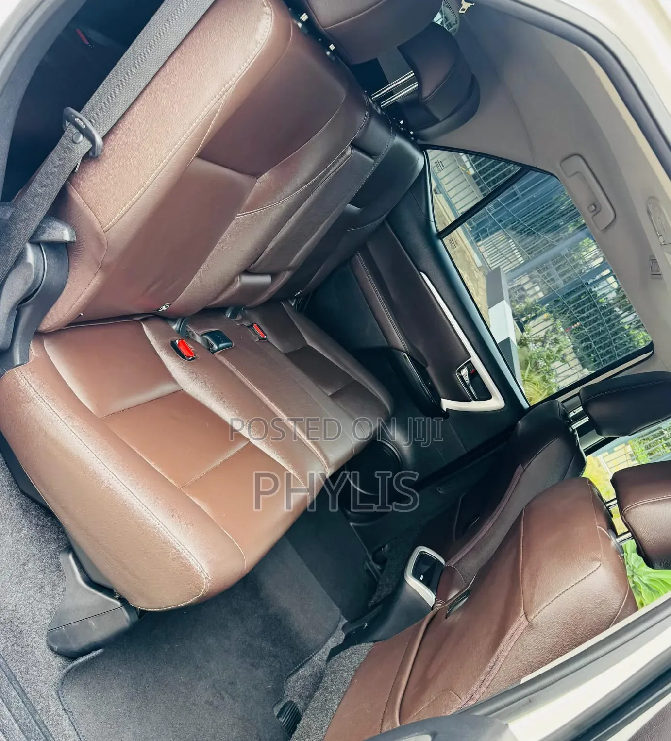 Toyota Fortuner 2.8 D AWD 2019 White