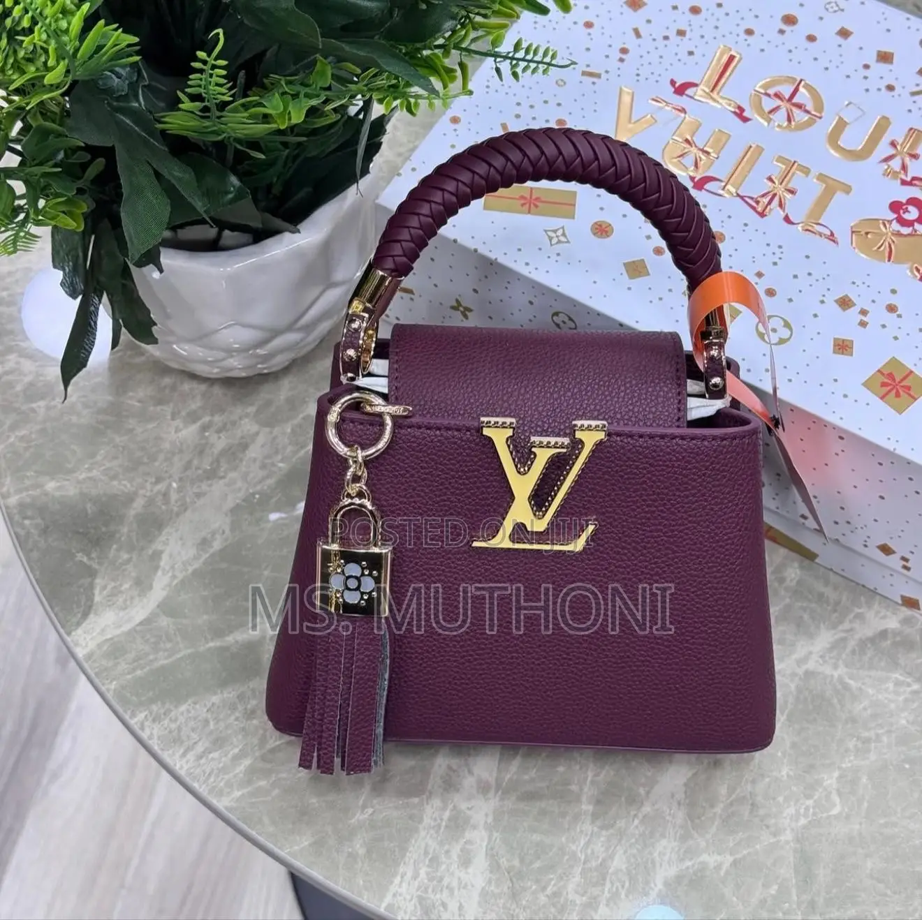 Premium !!Boxed , Louis Vuitton Capucines Bb Handbag