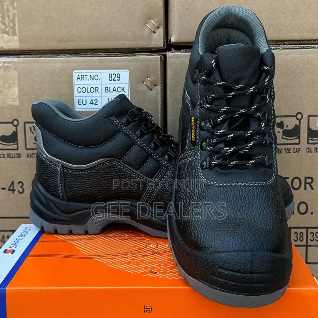 Anti Slip ,Oil Resistant Safety Boots, Safety Shoes Size 38-45
