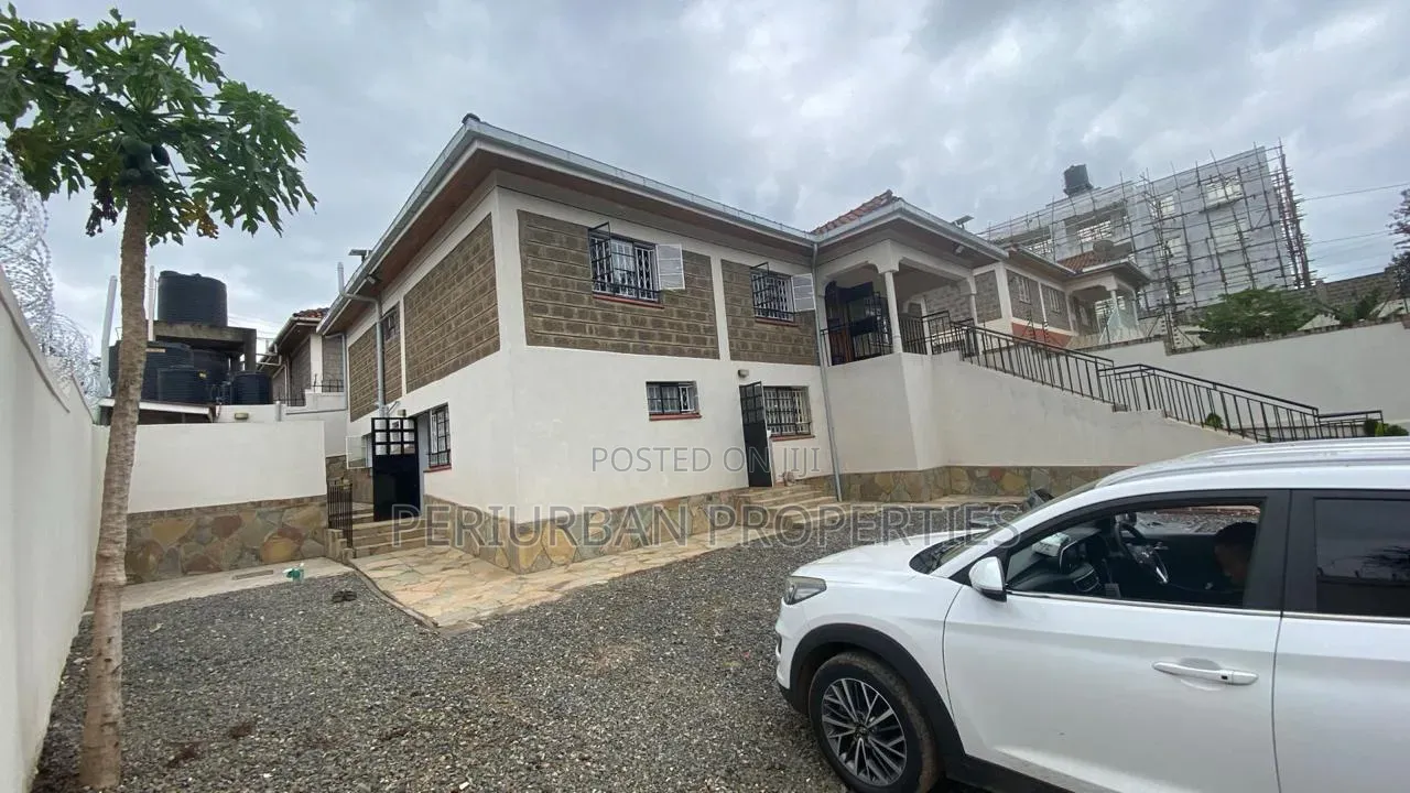 4bdrm Mansion in Acacia, Nkoroi for rent