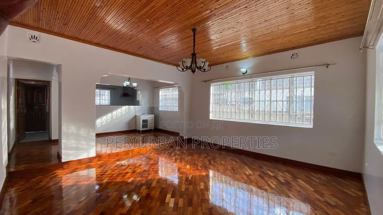 4bdrm Mansion in Acacia, Nkoroi for rent