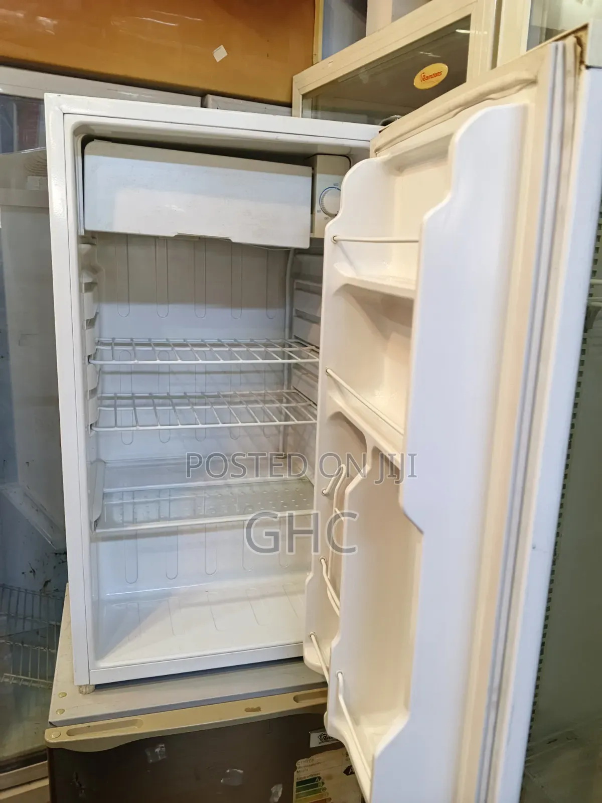 Ramtons 90l Refrigerator