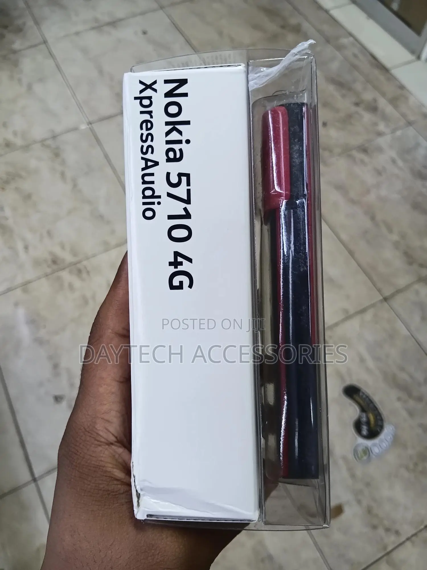 New Nokia 5710 XpressAudio