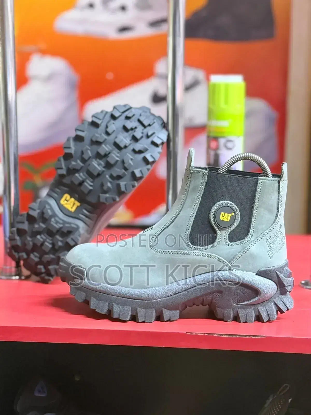 Caterpillar Chelsea Boots Sizes 39 to 45 on Offer