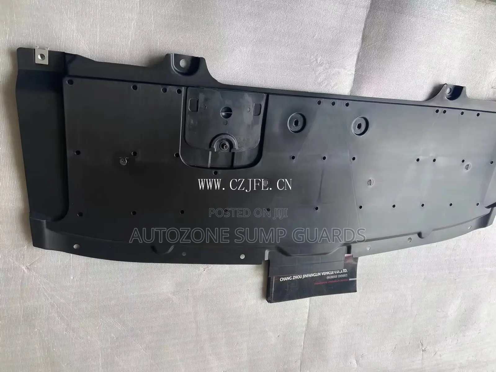 Car Body Kit /Front Engine Cover for Mazda Cx-5 2018 2019 Kd5h-5611y