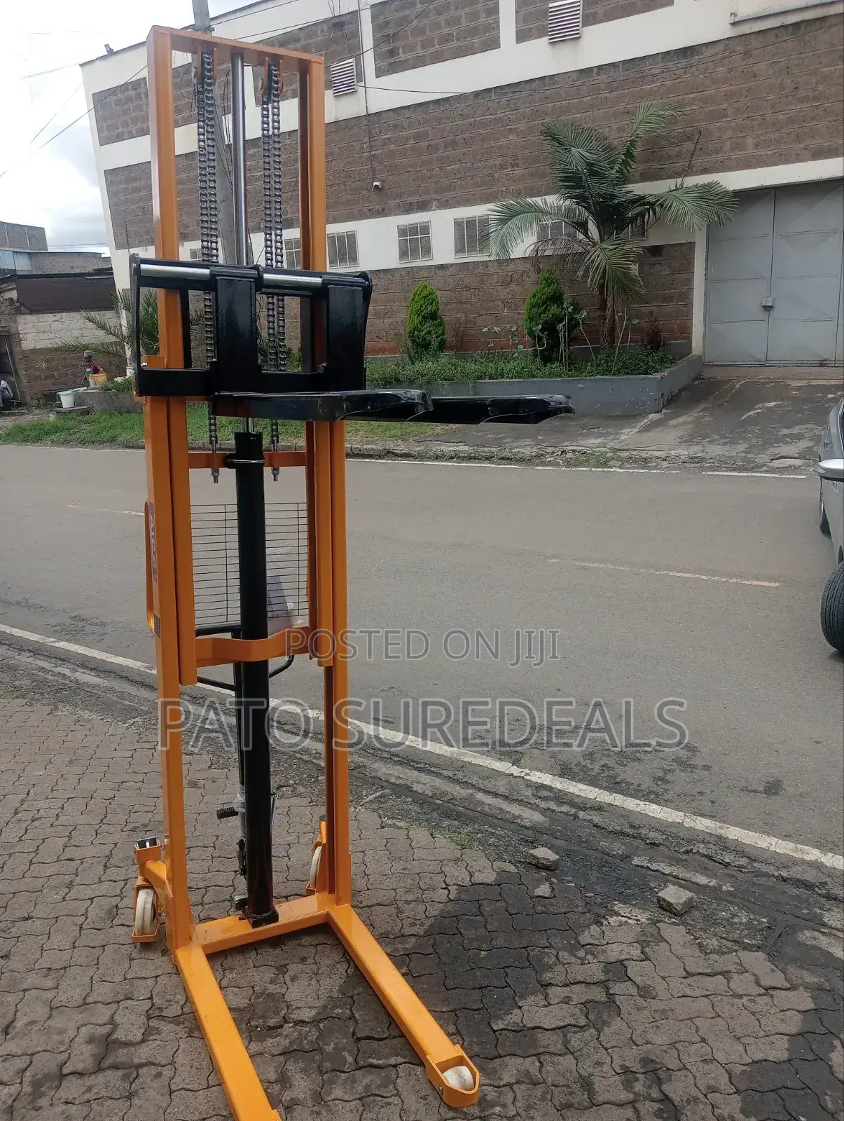 Hydraulic Manual Stacker 1.5tonne/3mtrs