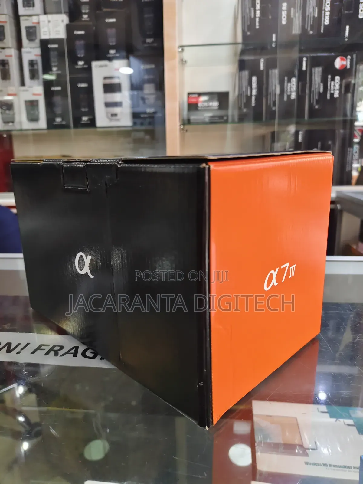 Sony Alpha A7 Iv 28-70mm Zoom Lens Kit