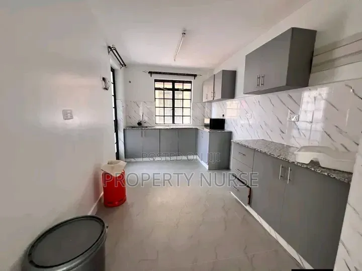3bdrm Apartment in Gateway Mall Area for rent