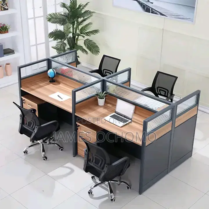 4 Way Working Station