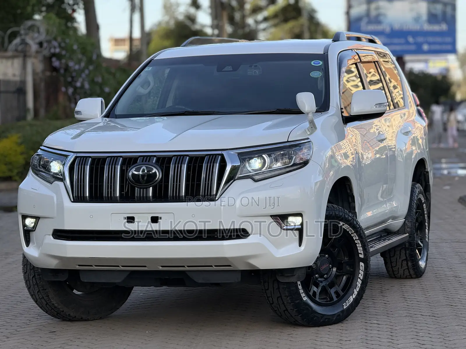 Toyota Land Cruiser Prado 2.7 2020 White