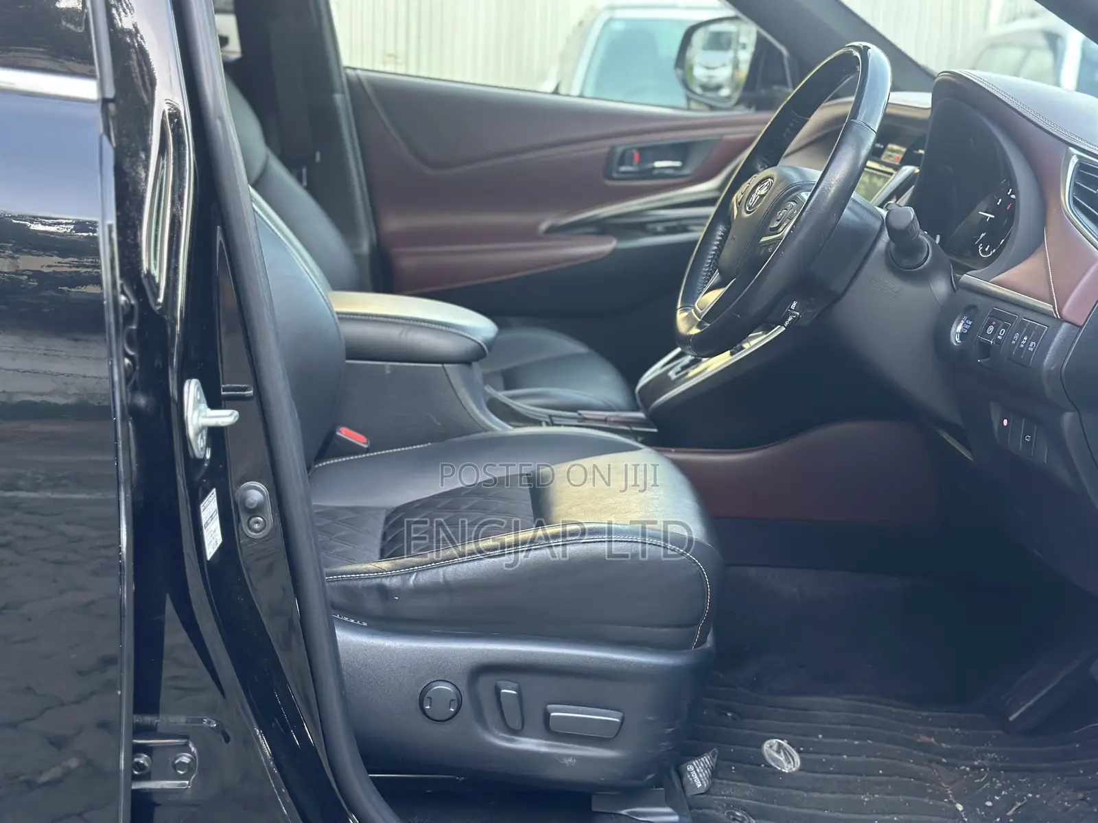 Toyota Harrier 2019 Black