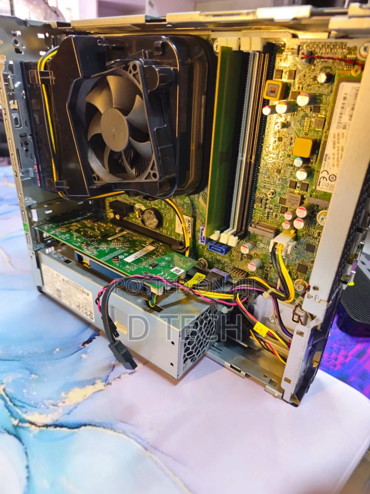 Desktop Computer HP EliteDesk 705 8GB AMD Ryzen 5 SSD 256GB