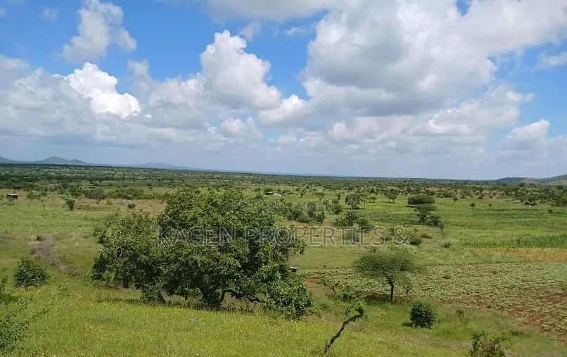 1800 Acres Land for Sale in Makueni County, Off Mombasa Road