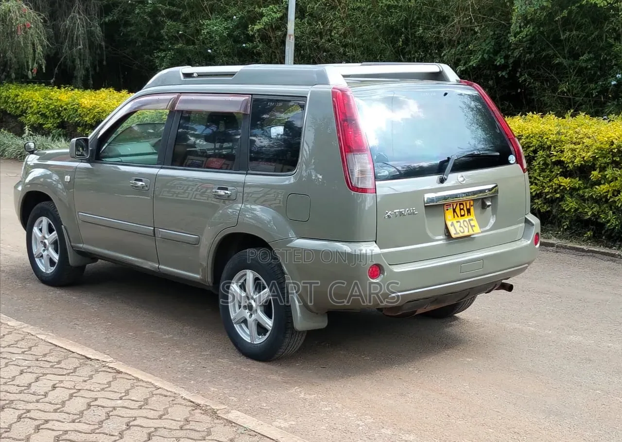 Nissan X-Trail 2007 Green