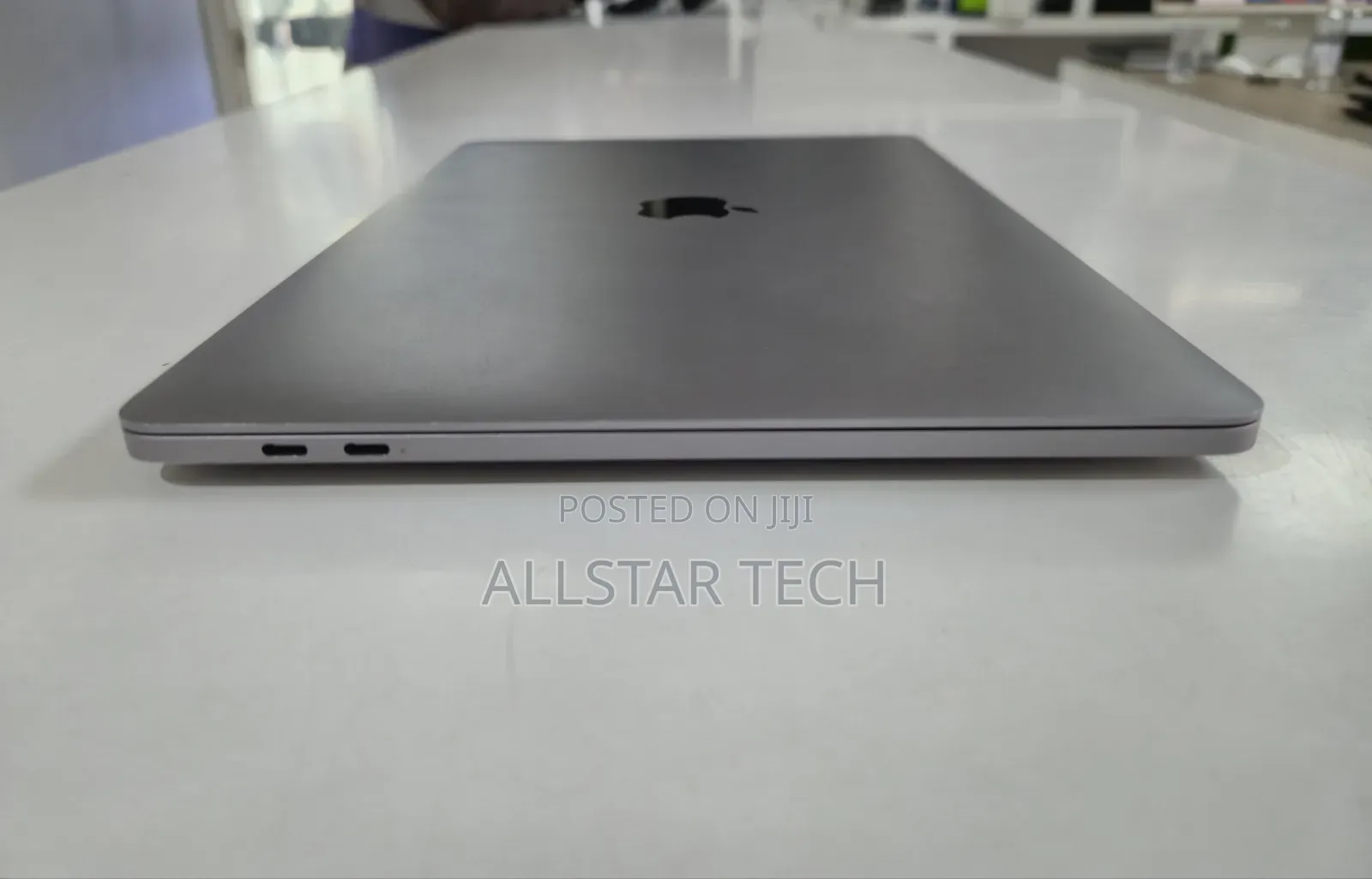 Laptop Apple MacBook Pro 2020 16GB Intel Core i5 SSD 512GB