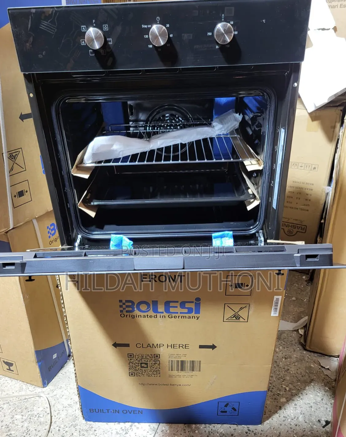 Bolesi 65 Litres Oven Uses Knobs to Control