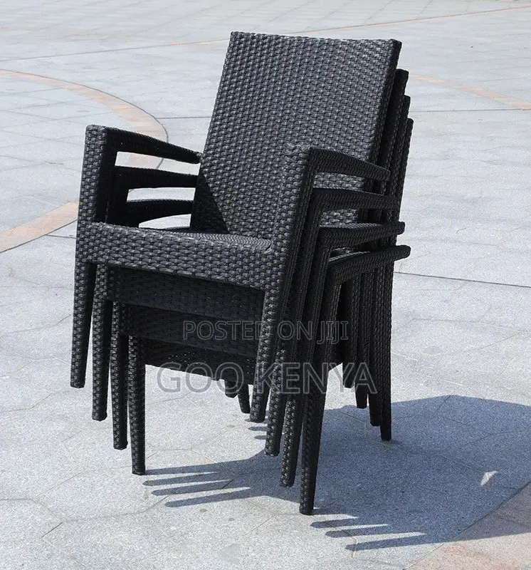 Outdoor Set; Modern 4-Piece Pe Rattan Furniture Set