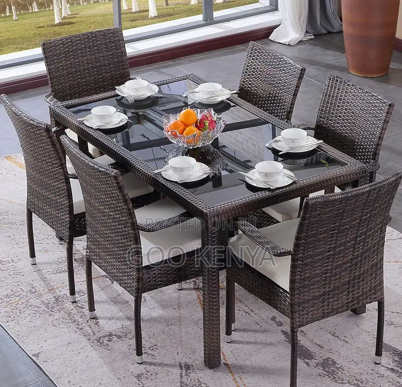 Outdoor Set; Modern 4-Piece Pe Rattan Furniture Set