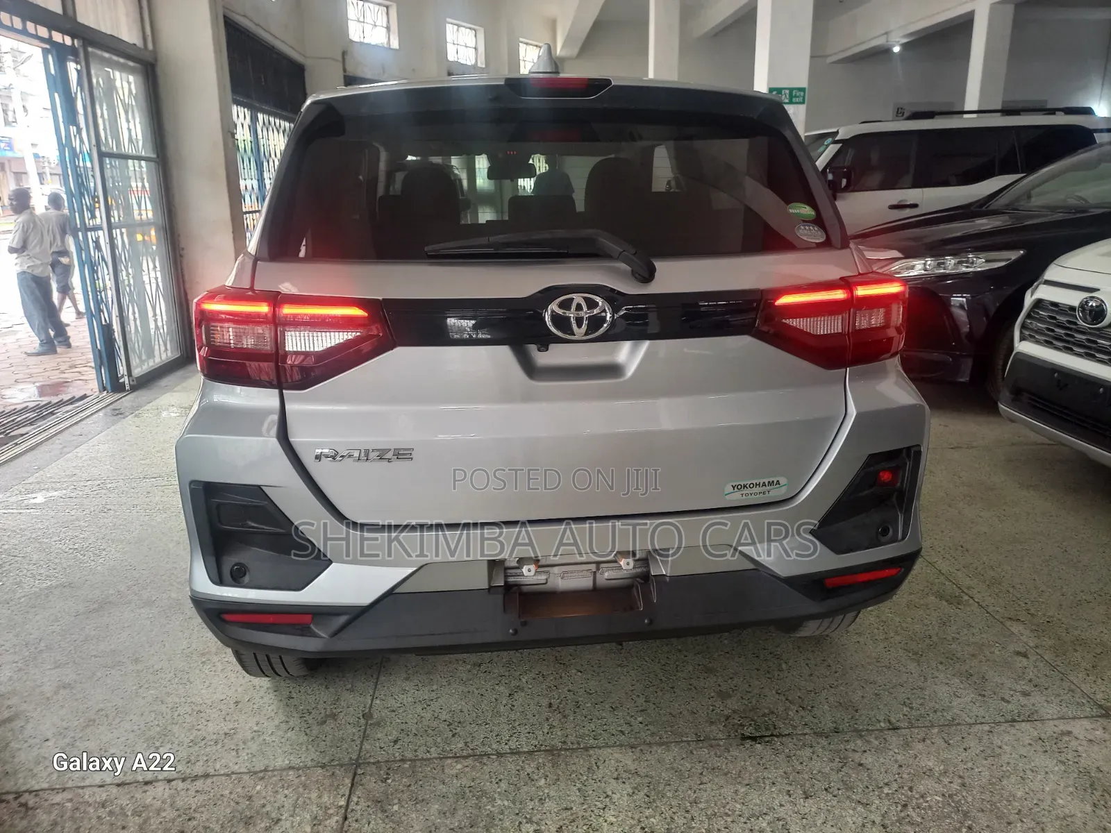 Toyota Raize 1.0 FWD 2021 Silver