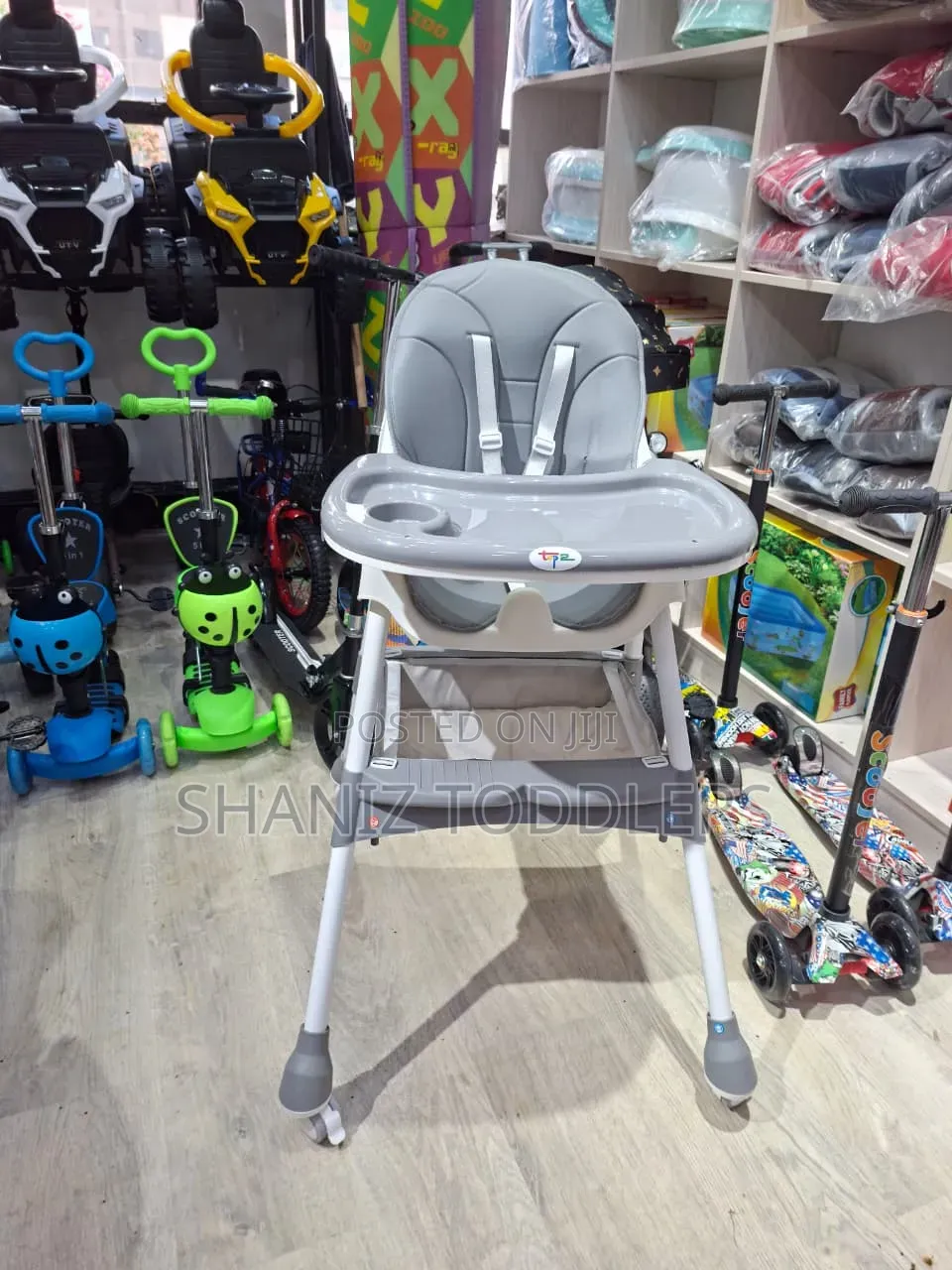 Grey / Beige Weaning Chair