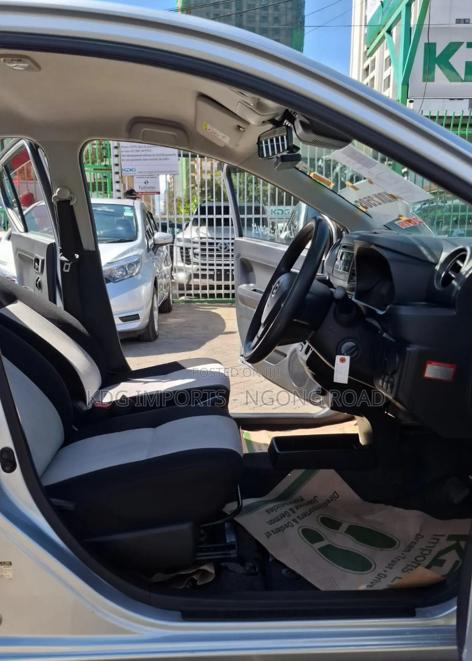 Daihatsu Mira 2019 Blue