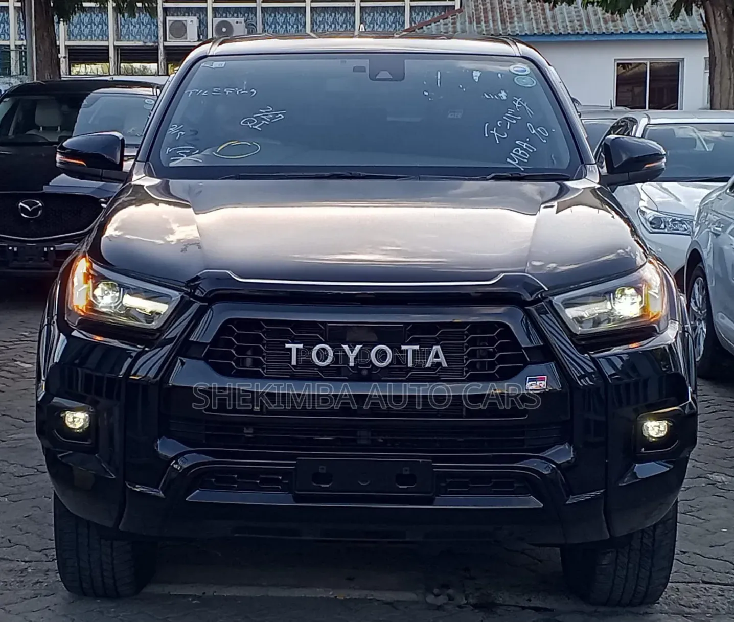 Toyota Hilux 2023 Black
