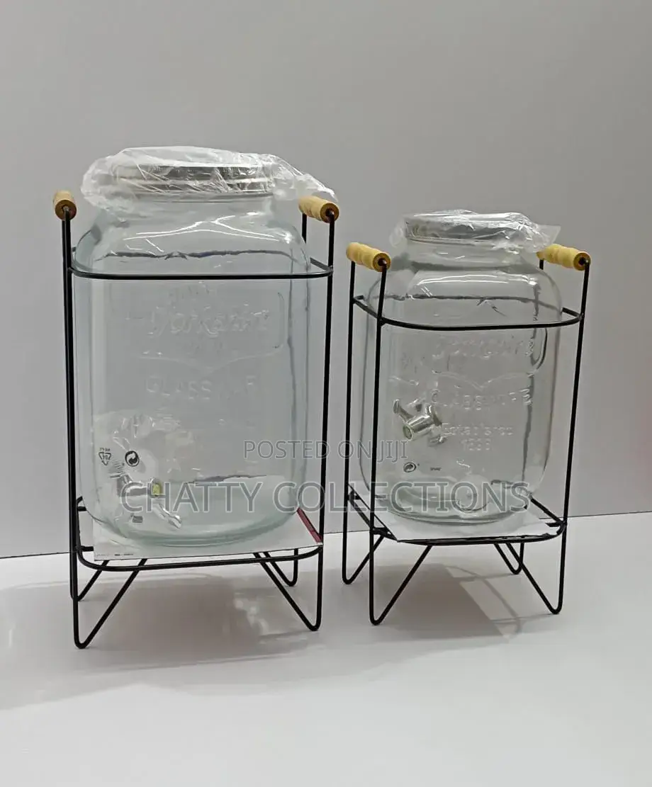 8 Litres Glass Juice Dispensers With Metallic Stand