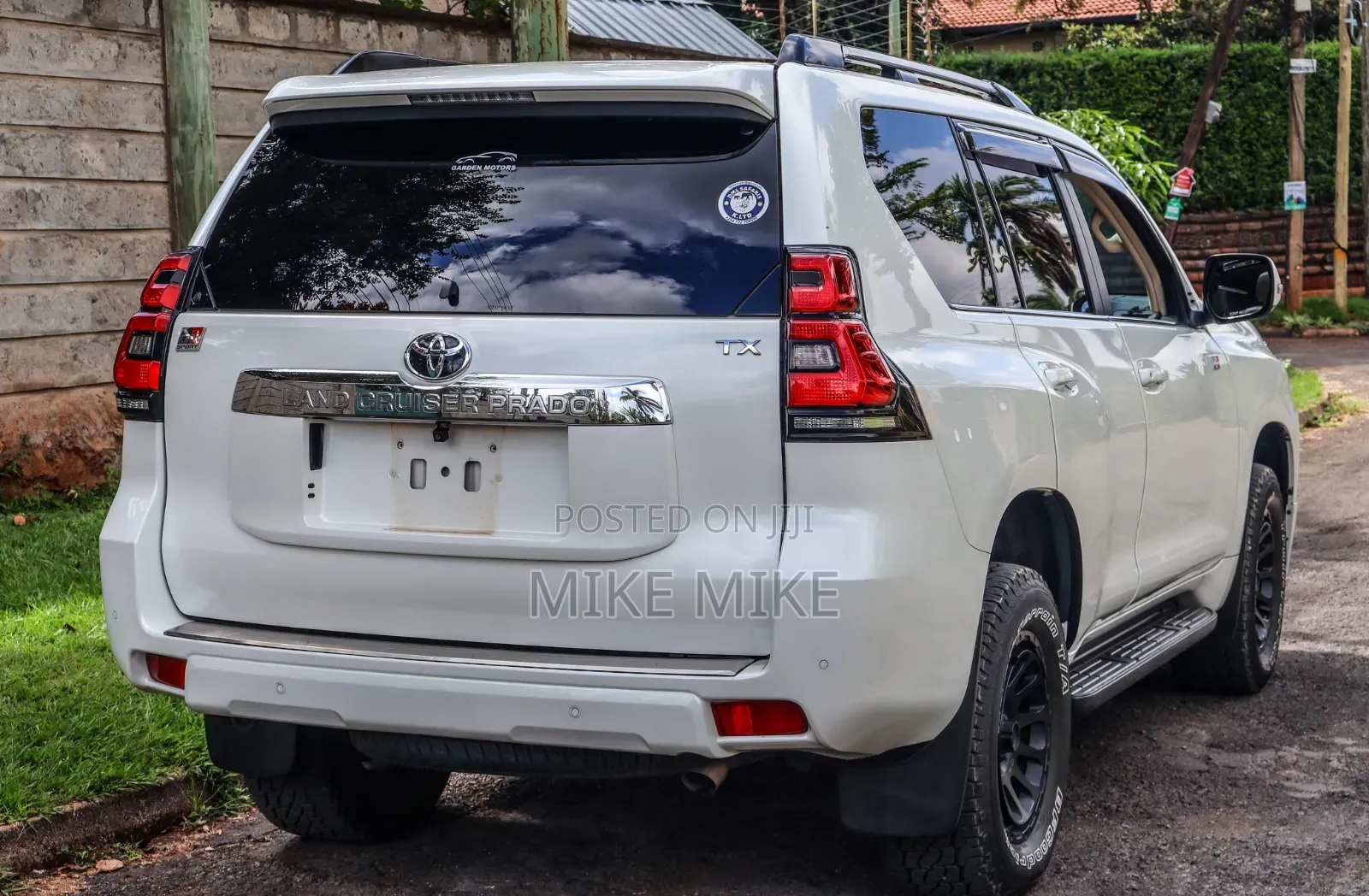Toyota Land Cruiser Prado 2.8 2019 White