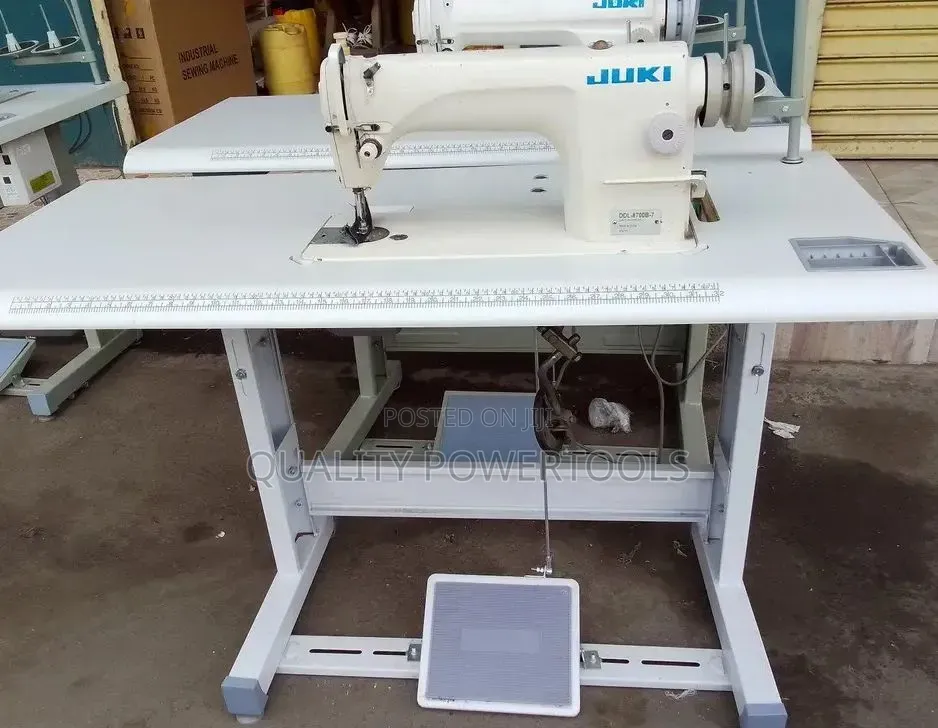 Juki DDL 8700 Sewing Machine