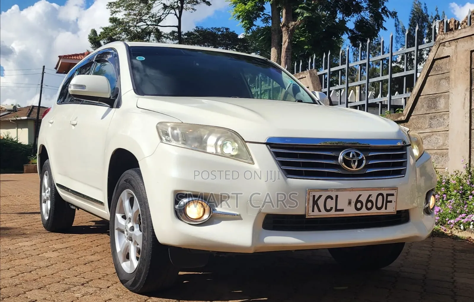 Toyota Vanguard 2012 Pearl