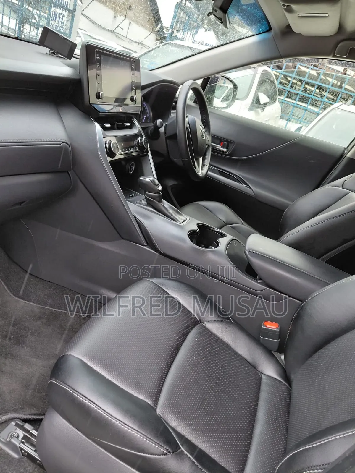 Toyota Harrier 2.5 Hybrid 2021 Gray
