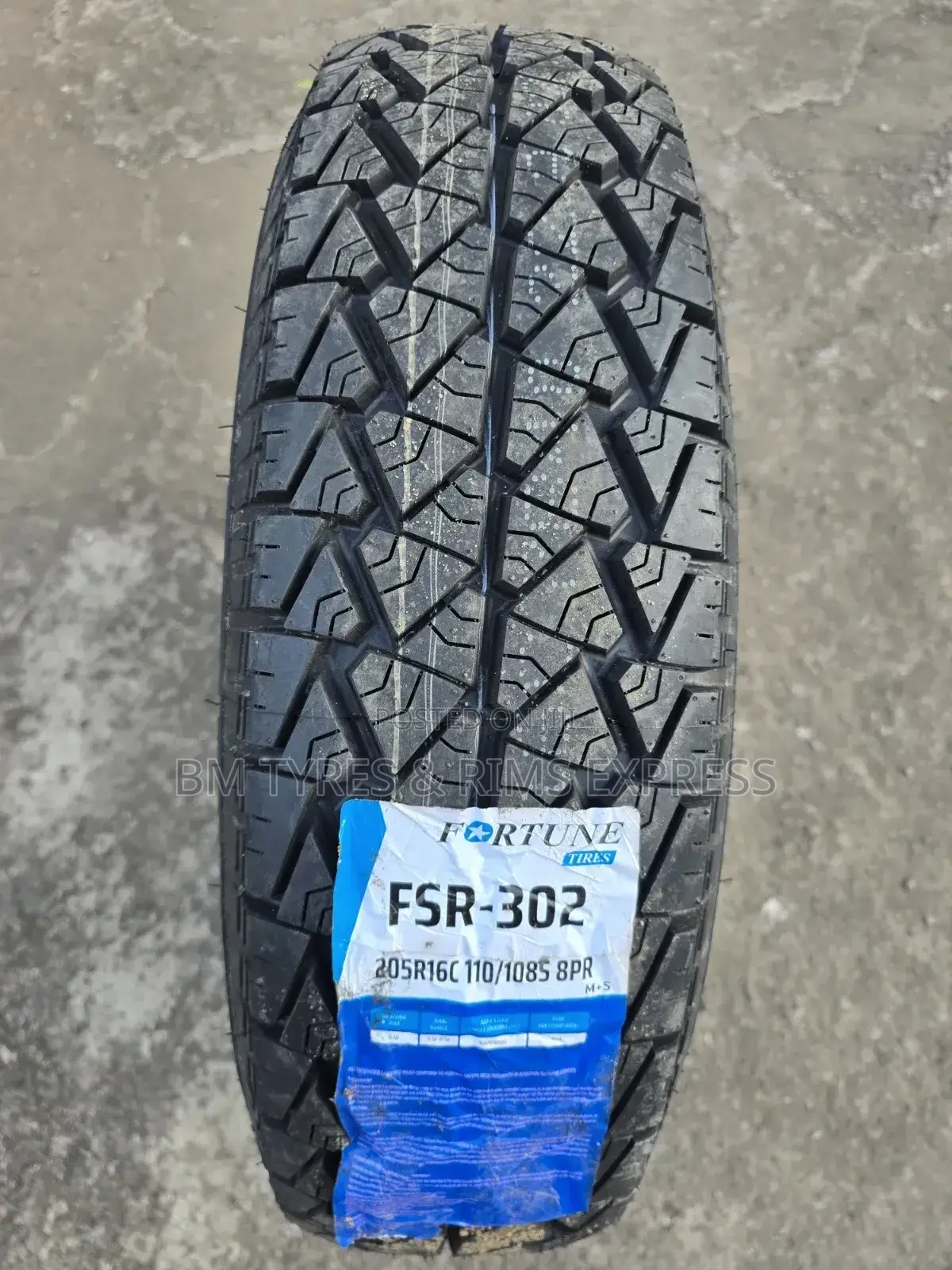 205 R16 Fortune Tyres (All Terrein) Commercial.