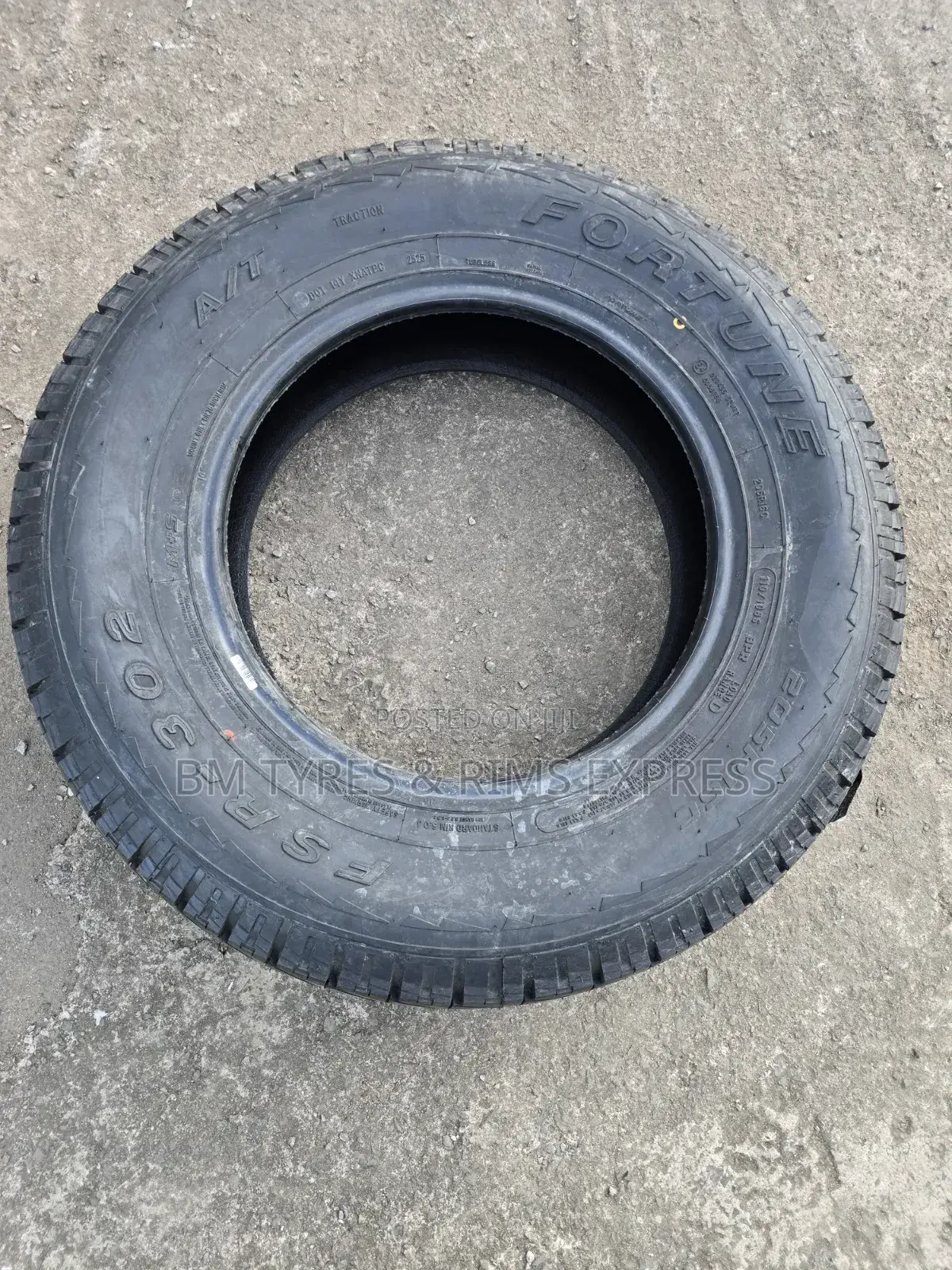 205 R16 Fortune Tyres (All Terrein) Commercial.