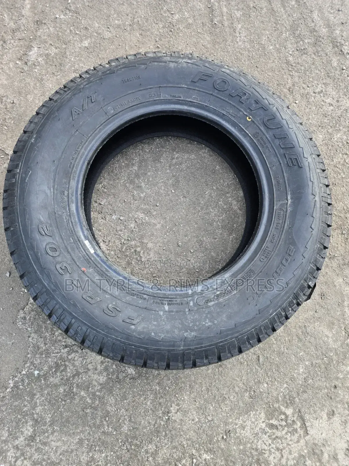 205 R16 Fortune Tyres (All Terrein) Commercial.