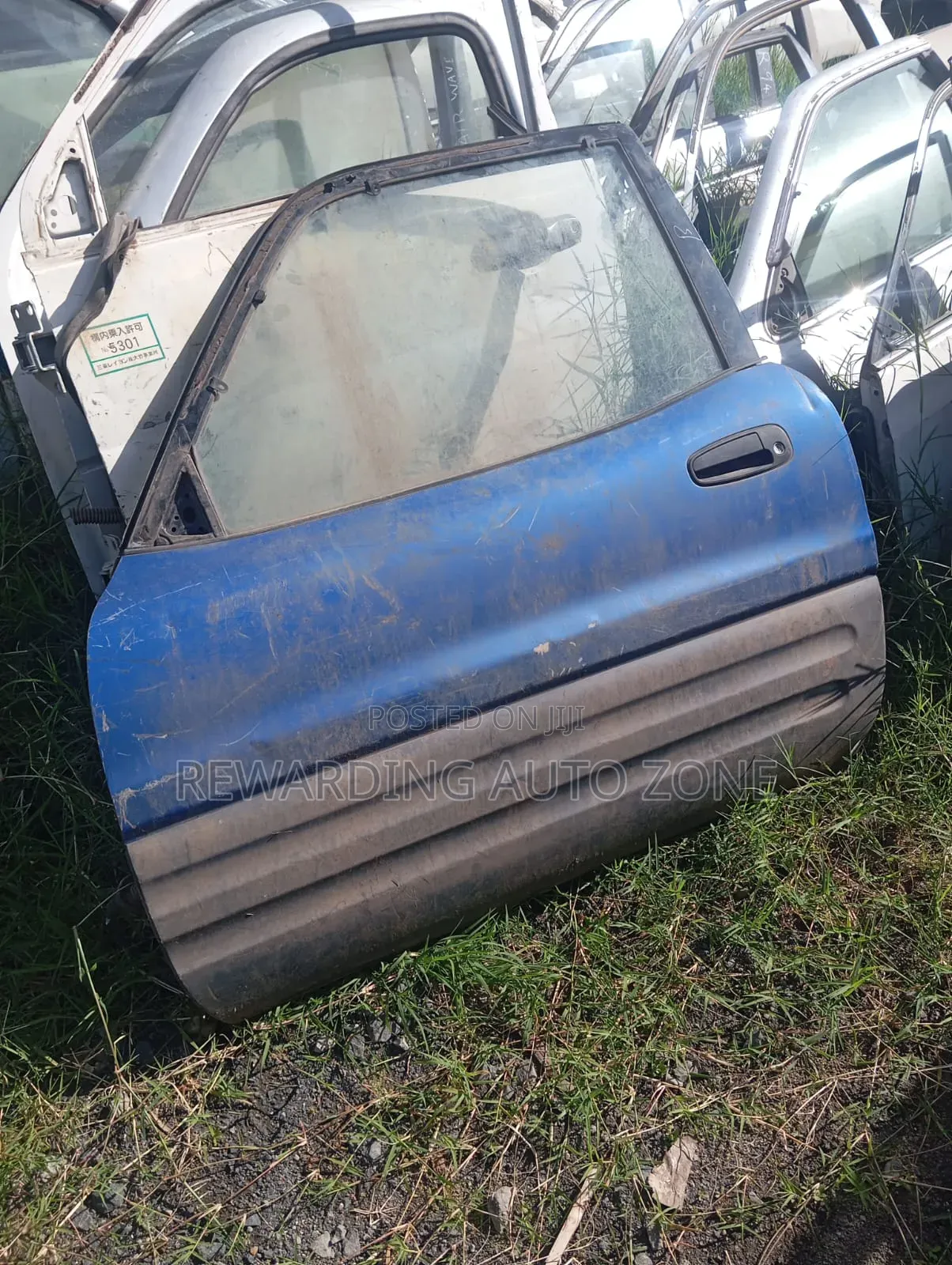 Rav4 Old 1998 LHS Door
