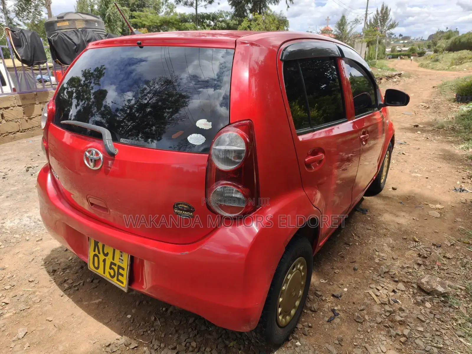 Toyota Passo 1.0 FWD 2011 Red