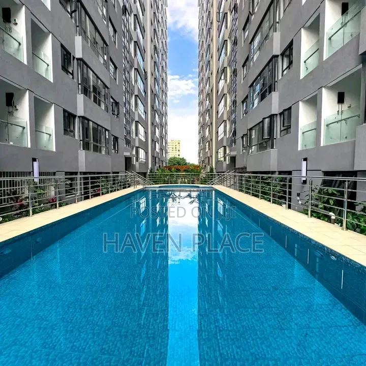 Two Bedroom Airbnb in Lavington, Neptune