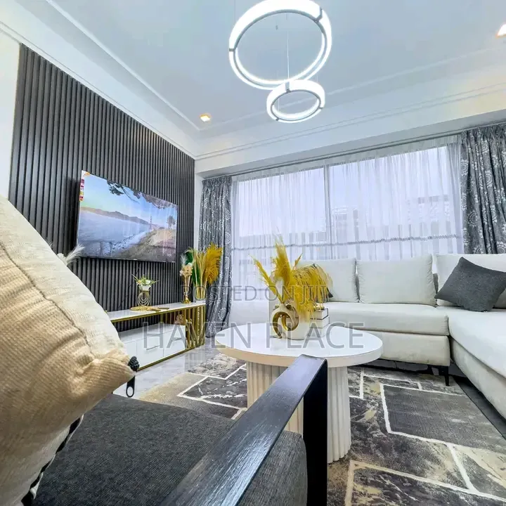 Two Bedroom Airbnb in Lavington, Neptune