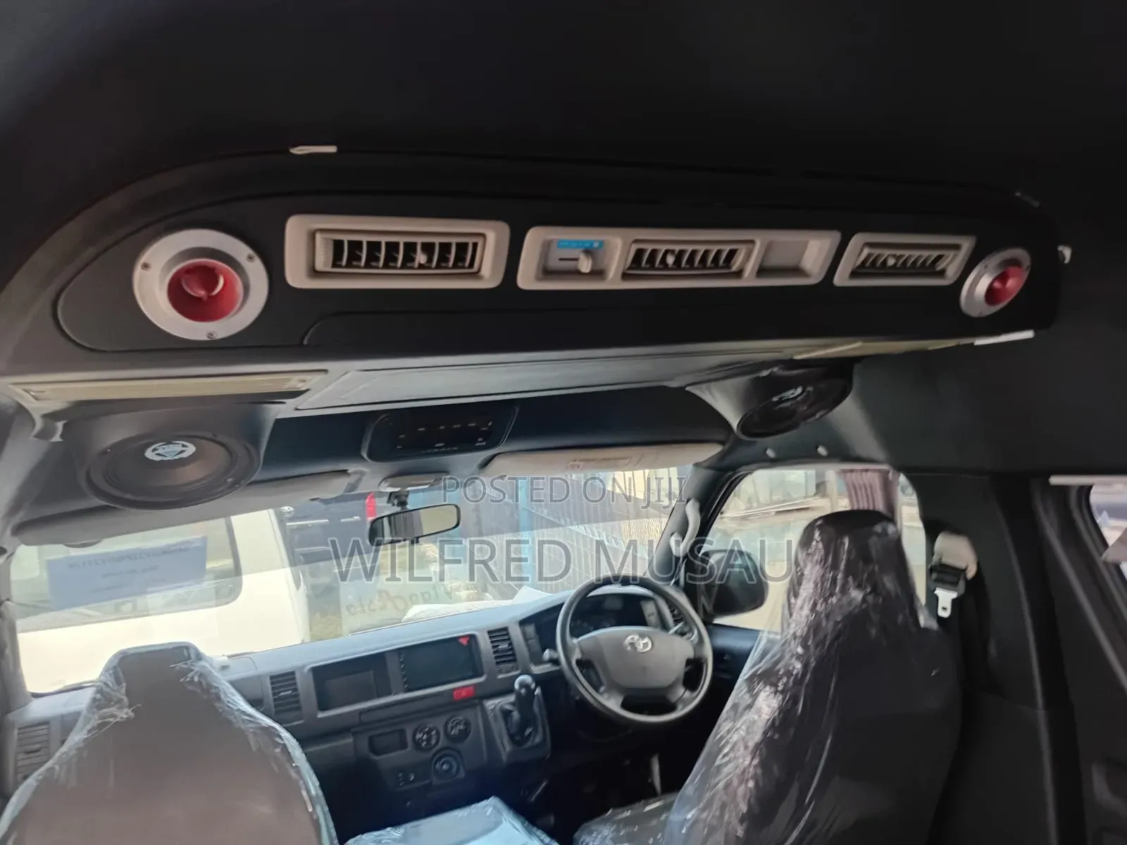 Toyota HiAce 2019 Silver