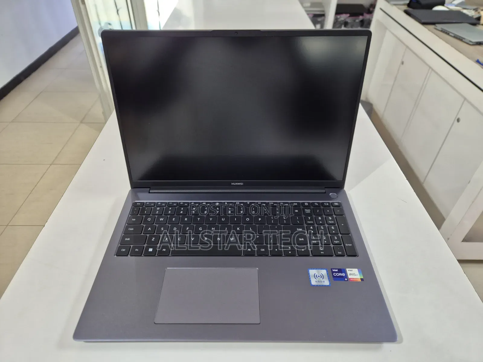 Laptop Huawei Matebook D 15 16GB Intel Core i9 SSD 1T