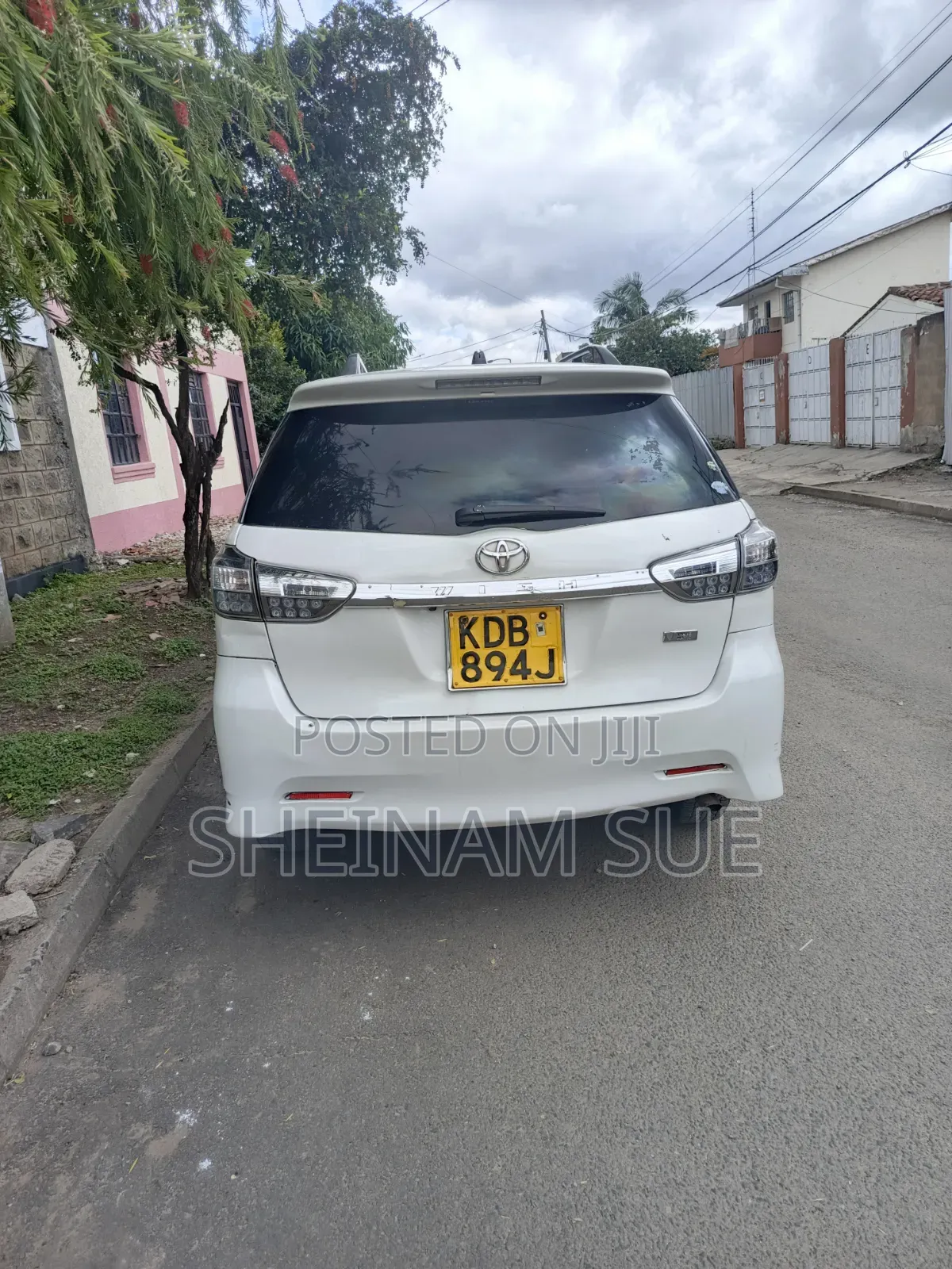 Toyota Wish 2013 White
