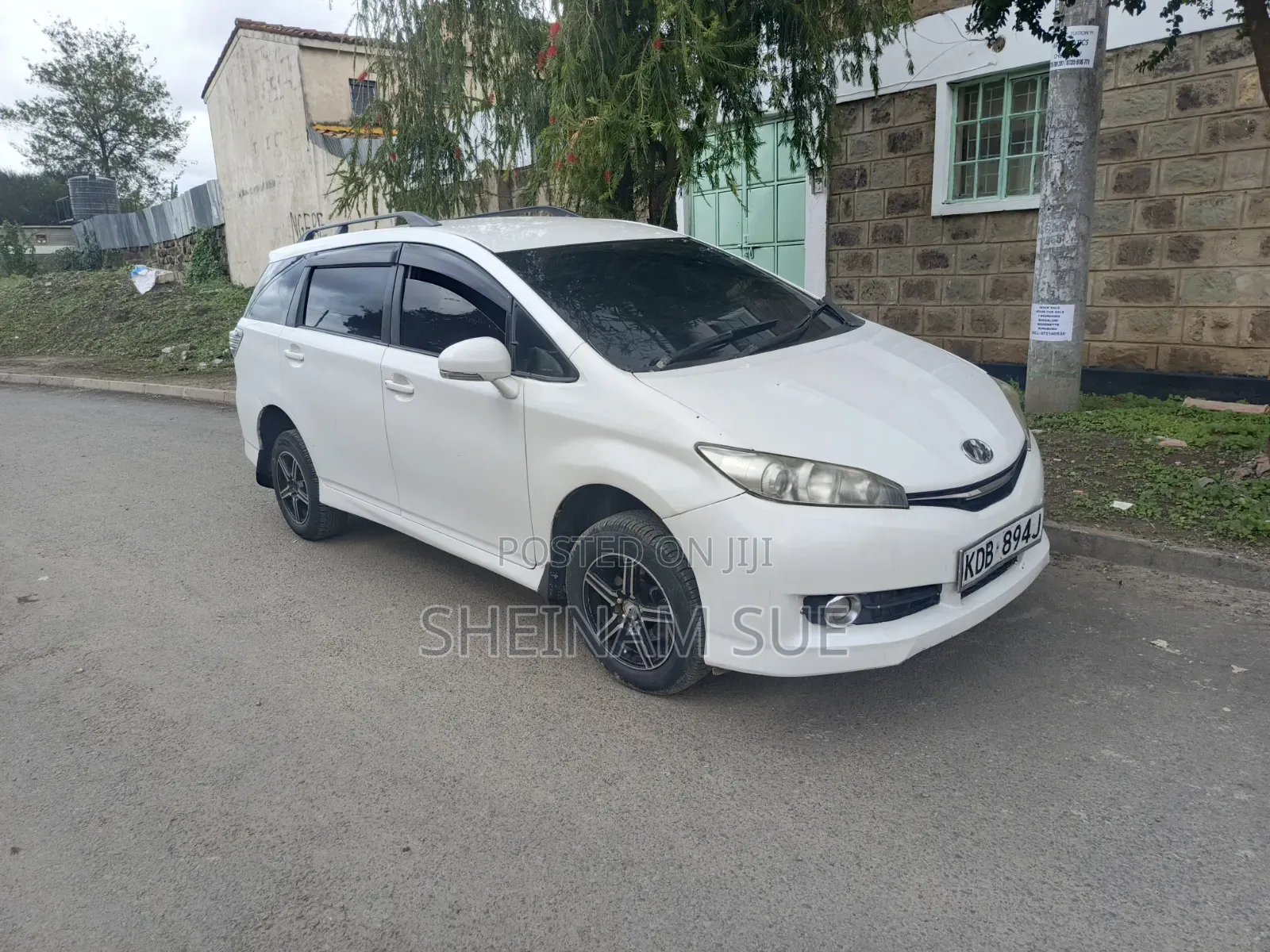 Toyota Wish 2013 White