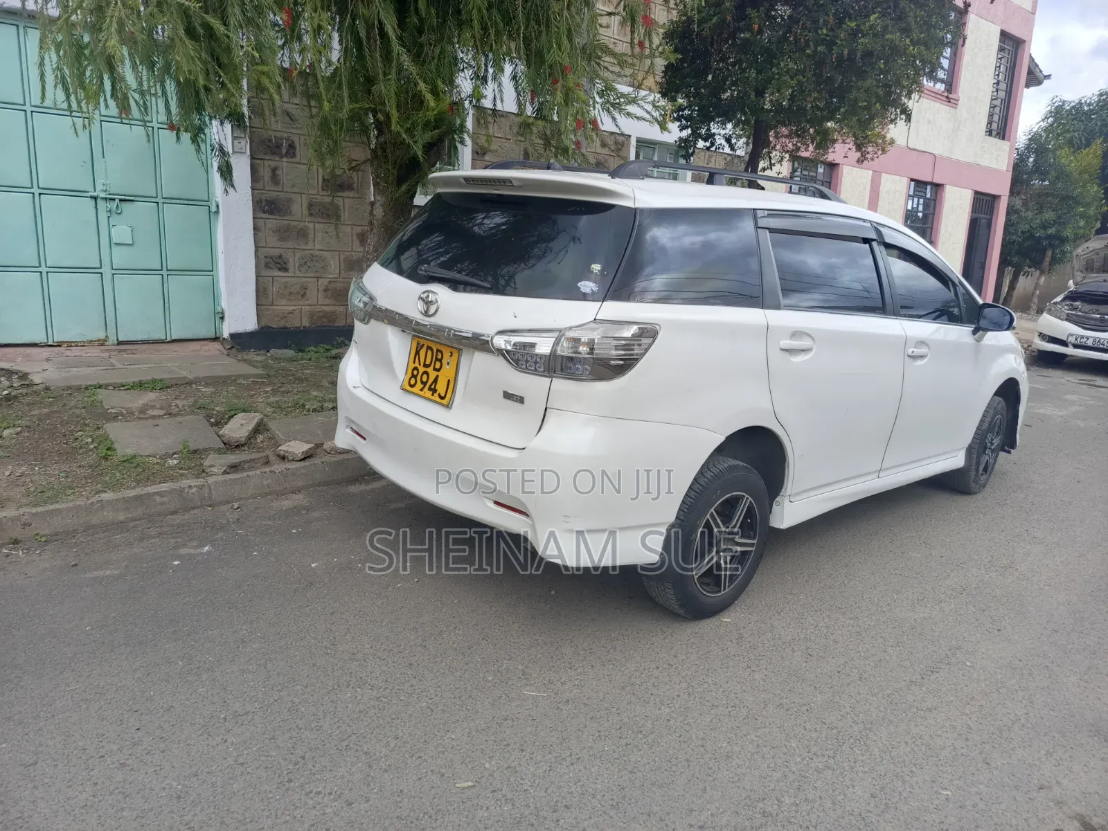 Toyota Wish 2013 White