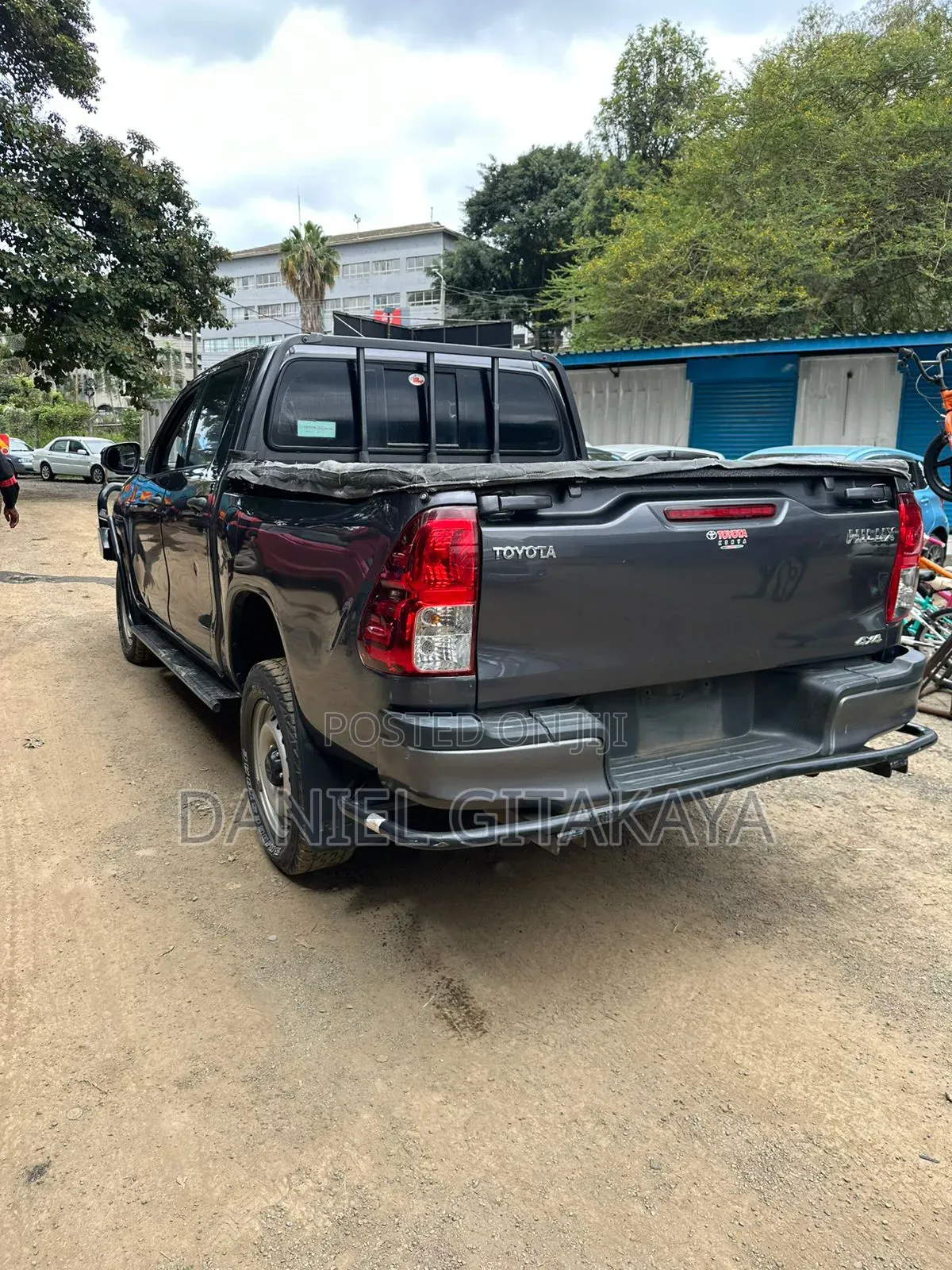 Toyota Hilux Revo Double Cab Deisel 2.4 RWD 2021 Black