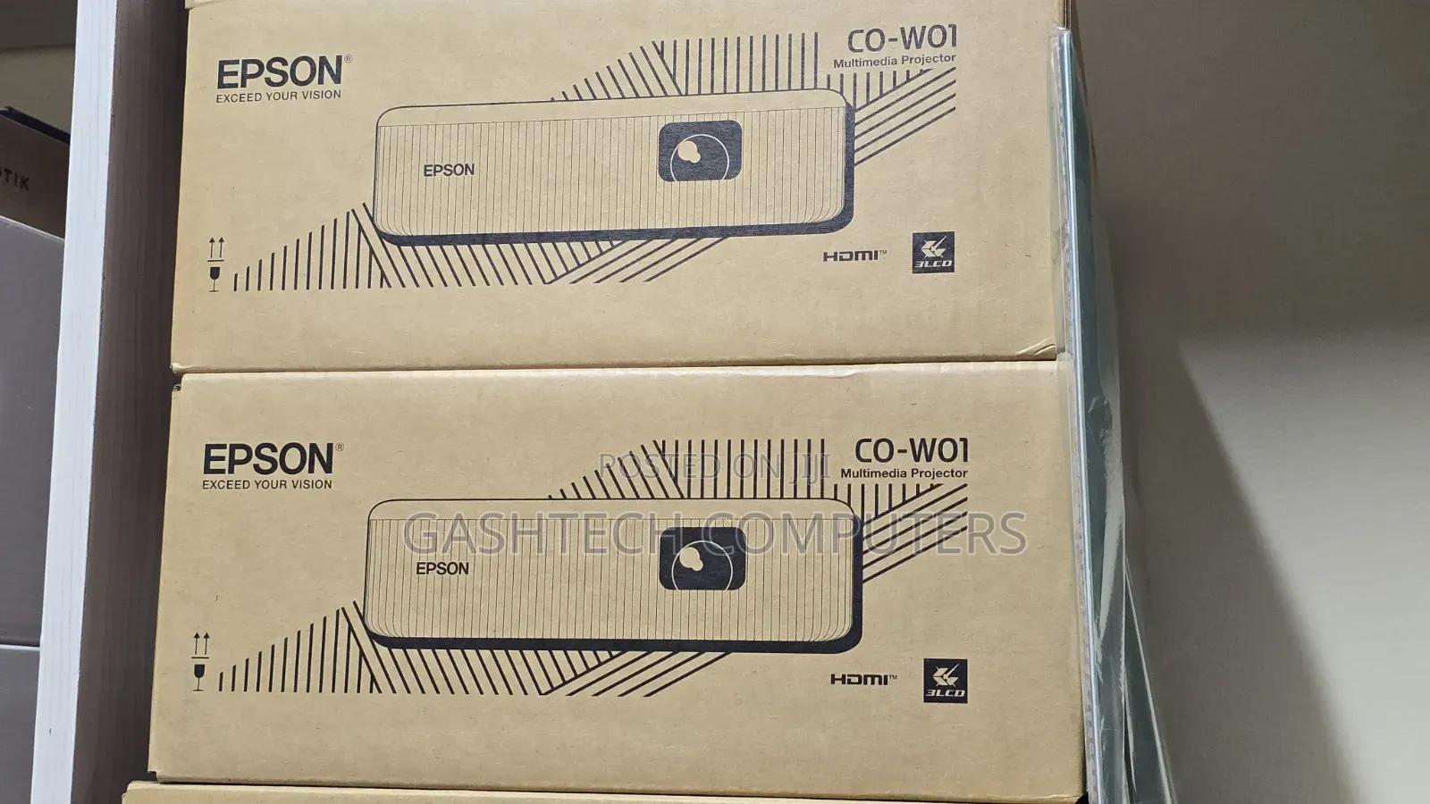3000 Lumens Epson Projector Co-W01 1280x800 (Wxga)